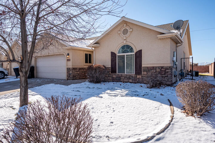 Property Photo: 1452 S Southern View Drive UT 84720