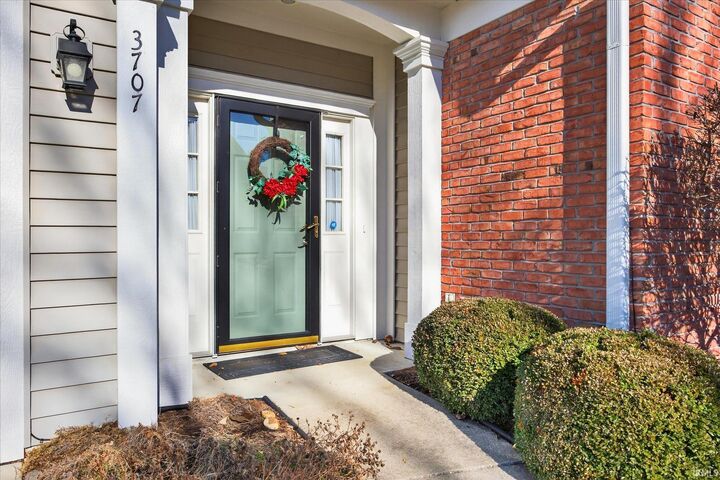 Property Photo:  3707 E Bridgewater Court  IN 47401-4558 