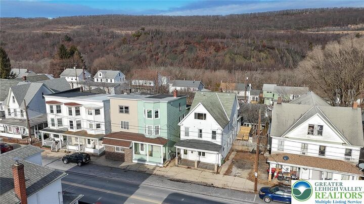 Property Photo: 627 E Patterson Street PA 18232