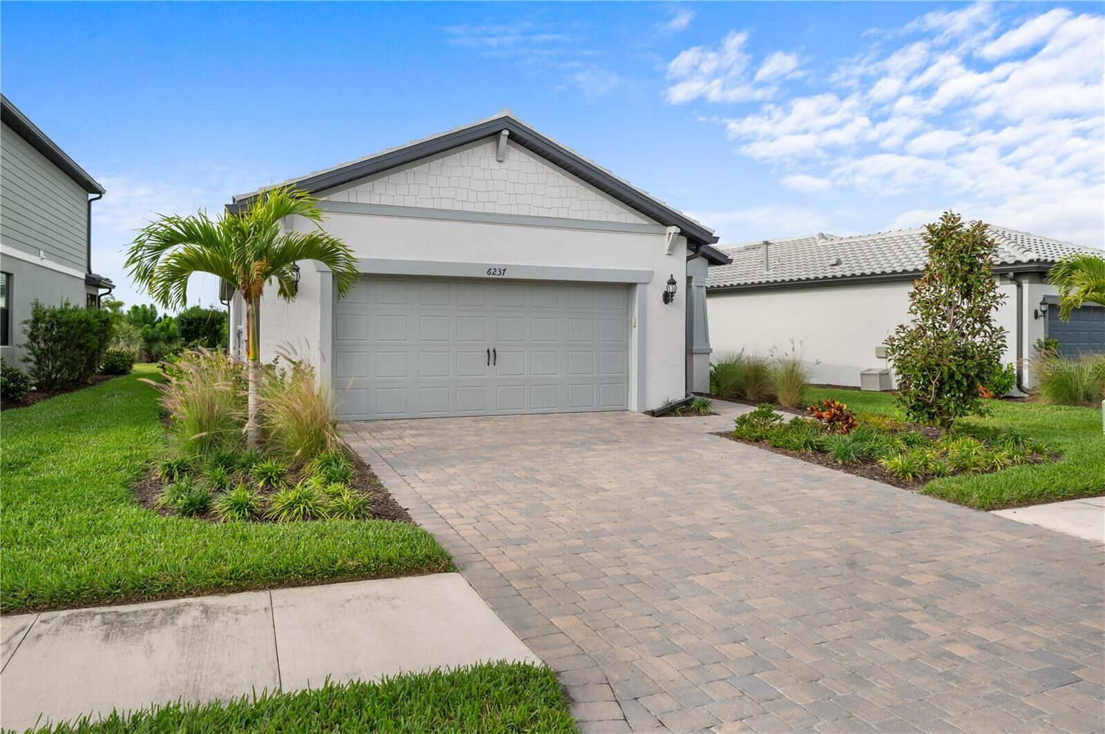 Property Photo:  6237 Fish Eagle Court  FL 34275 