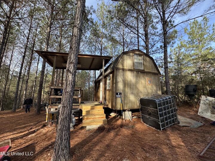 Property Photo:  259 Forest Lake Road  MS 39423 