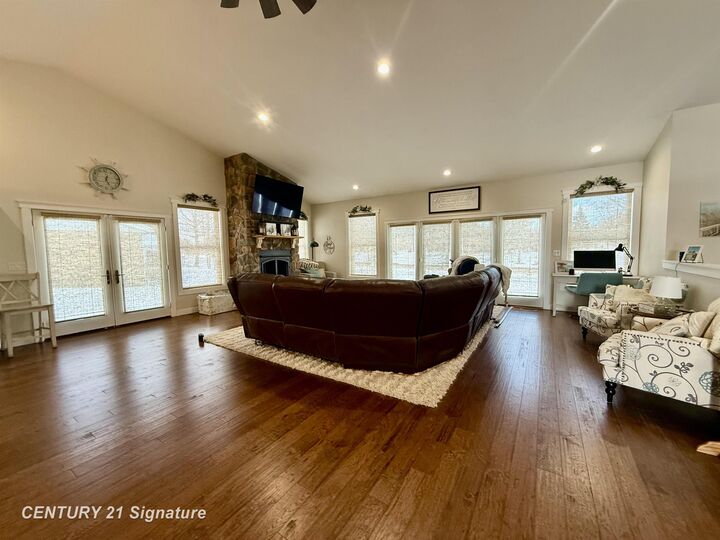 Property Photo:  3365 Old Kawkawlin Road  MI 48706 