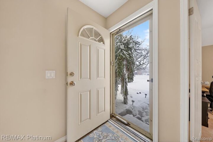 Property Photo:  2927 Moon Lake Drive 58  MI 48323 1843 