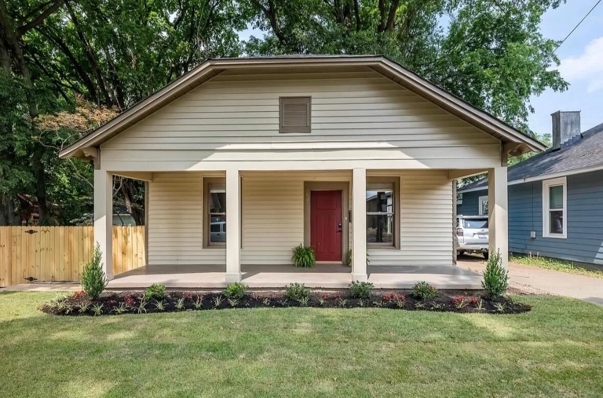 Property Photo:  1033 Bruce St  TN 38104 