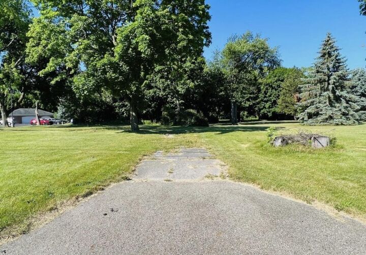 Property Photo:  2960 Niles Road  MI 49085 