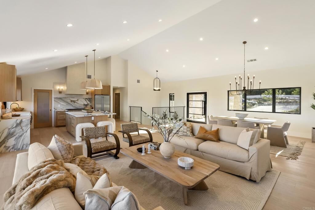 Property Photo:  3920 Holly Brae  CA 92008 