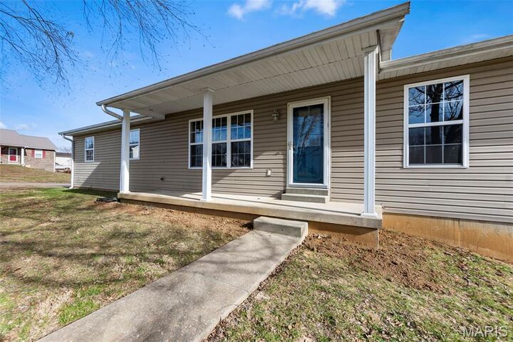 Property Photo:  225 Brookside Drive  MO 63701 