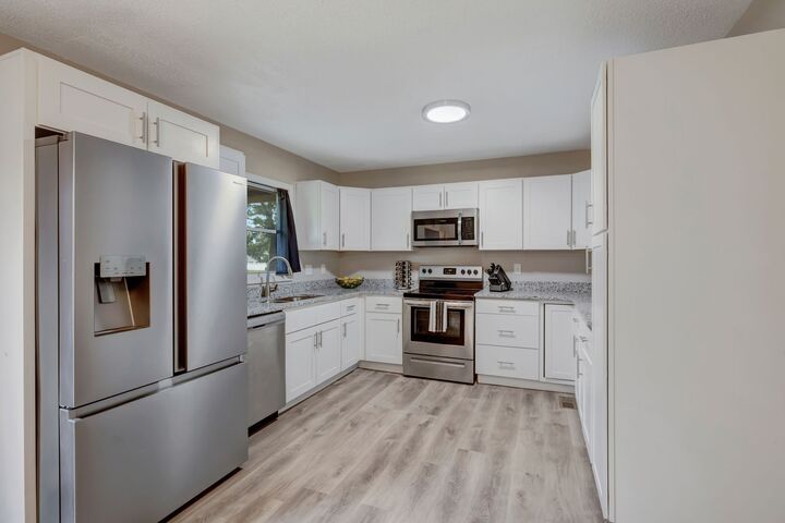 Property Photo:  106 Julian St  TN 37110 