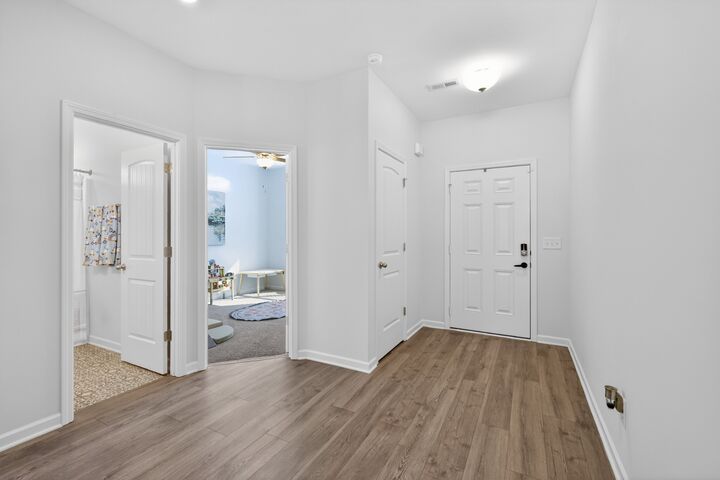 Property Photo:  1010 Hickoryridge Dr  TN 37129 