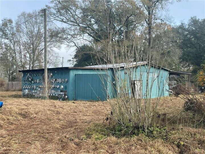 Property Photo:  560 Keaton Road  LA 70427 
