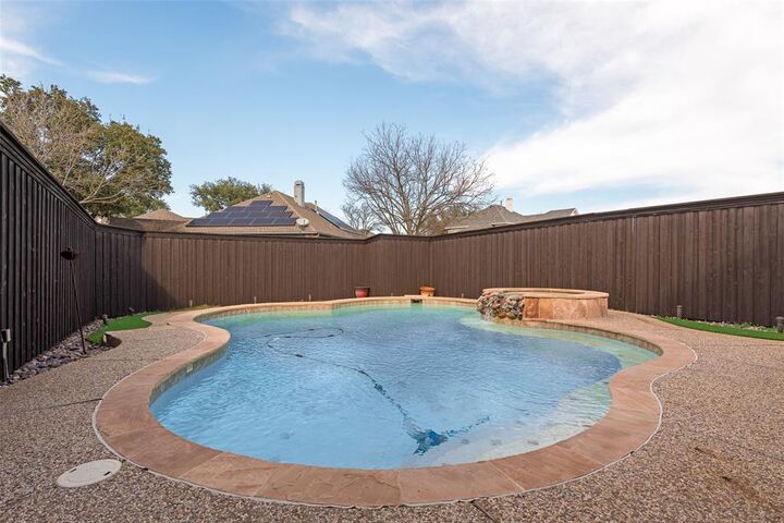 Property Photo:  5001 Bayonne Drive  TX 75088 