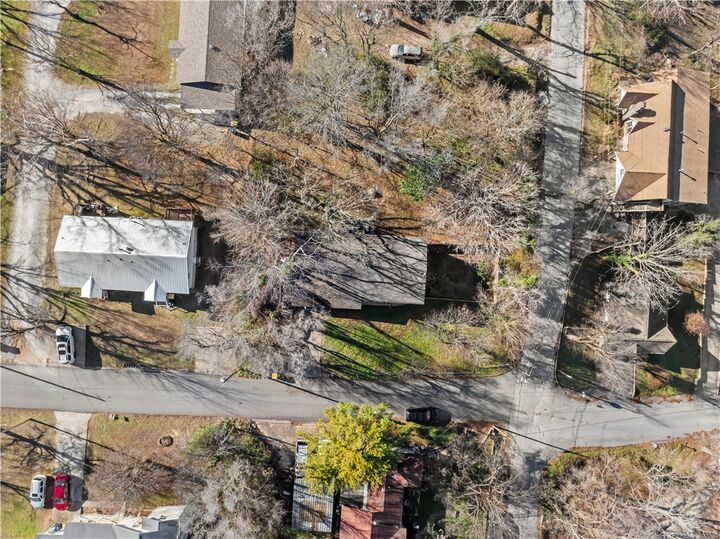 Property Photo:  618 S Sycamore Street  AR 72601 