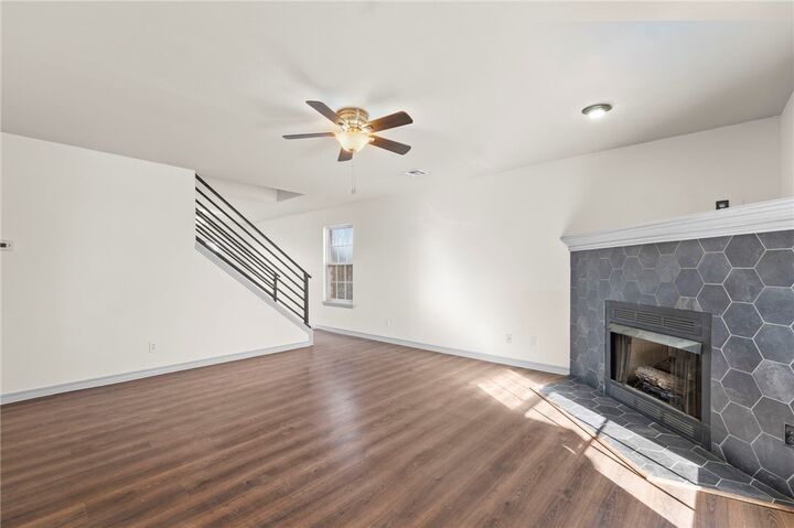 Property Photo:  6001 W Knoll View Way  AR 72758 