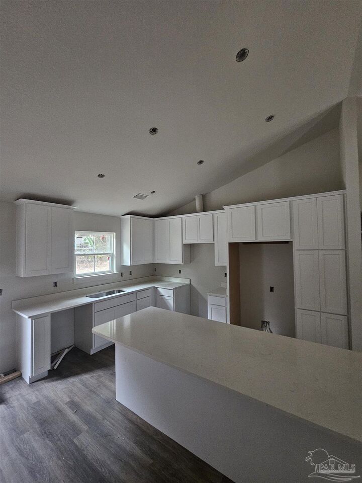 Property Photo:  1056 Barth Rd  FL 32577 