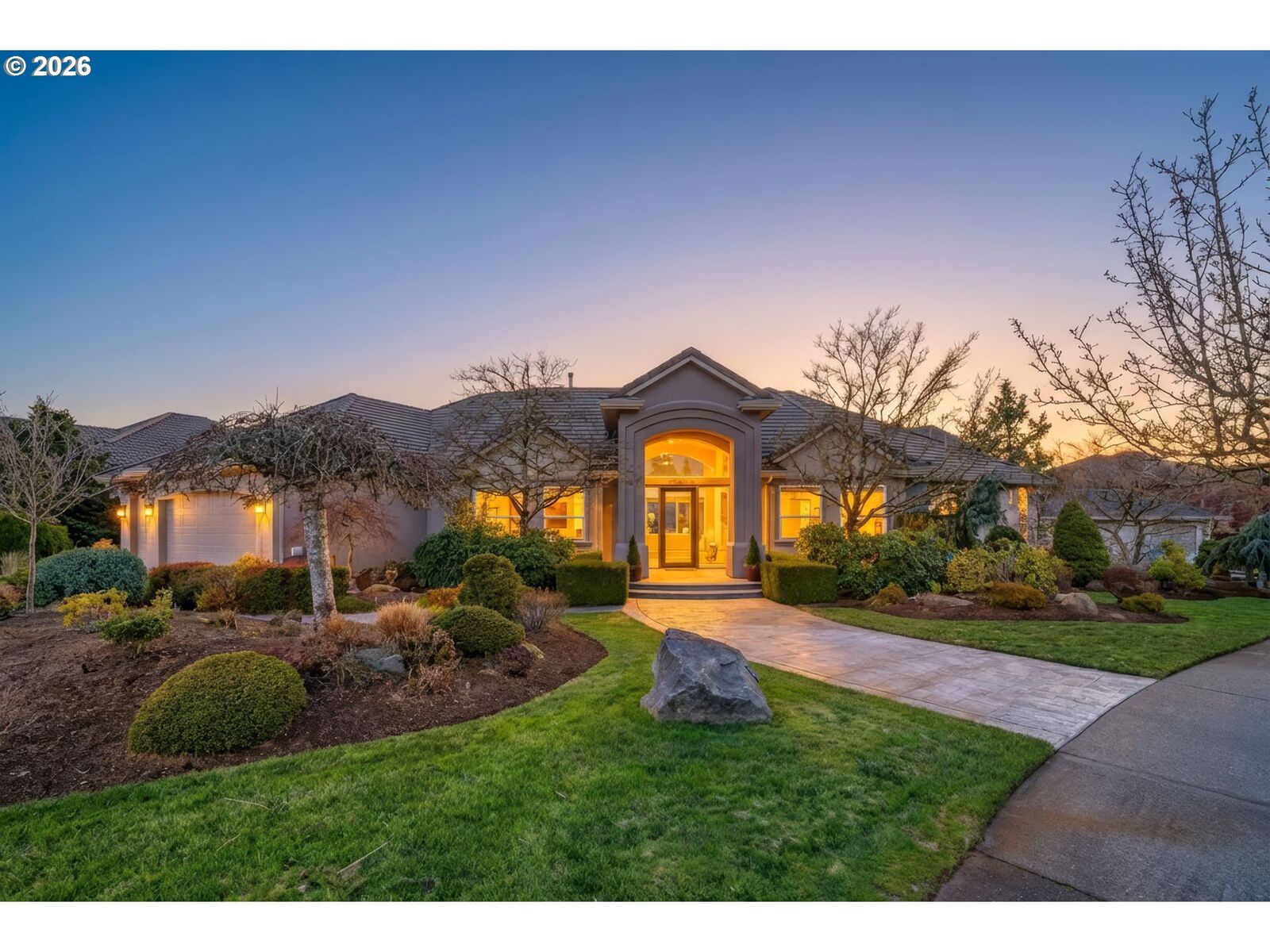 Property Photo:  2305 NW Douglas St  WA 98607 