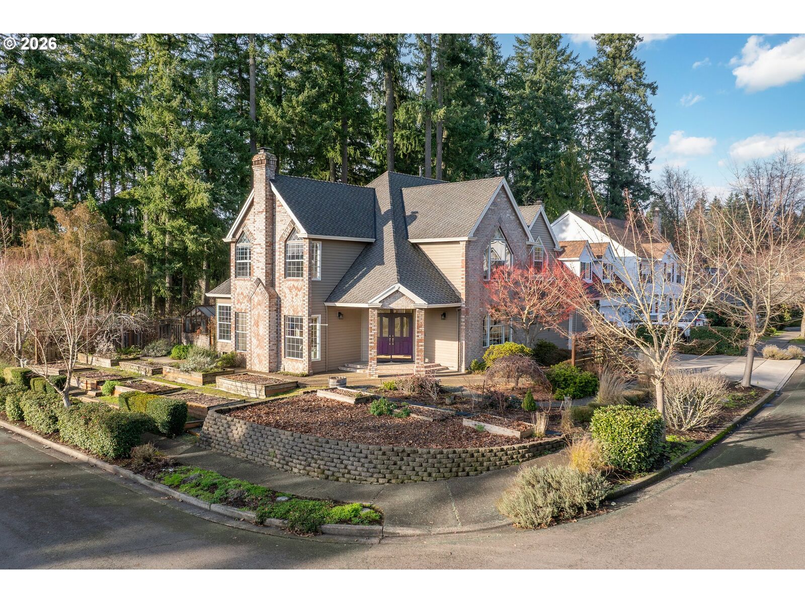 Property Photo:  9985 SW 141st Ave  OR 97008 