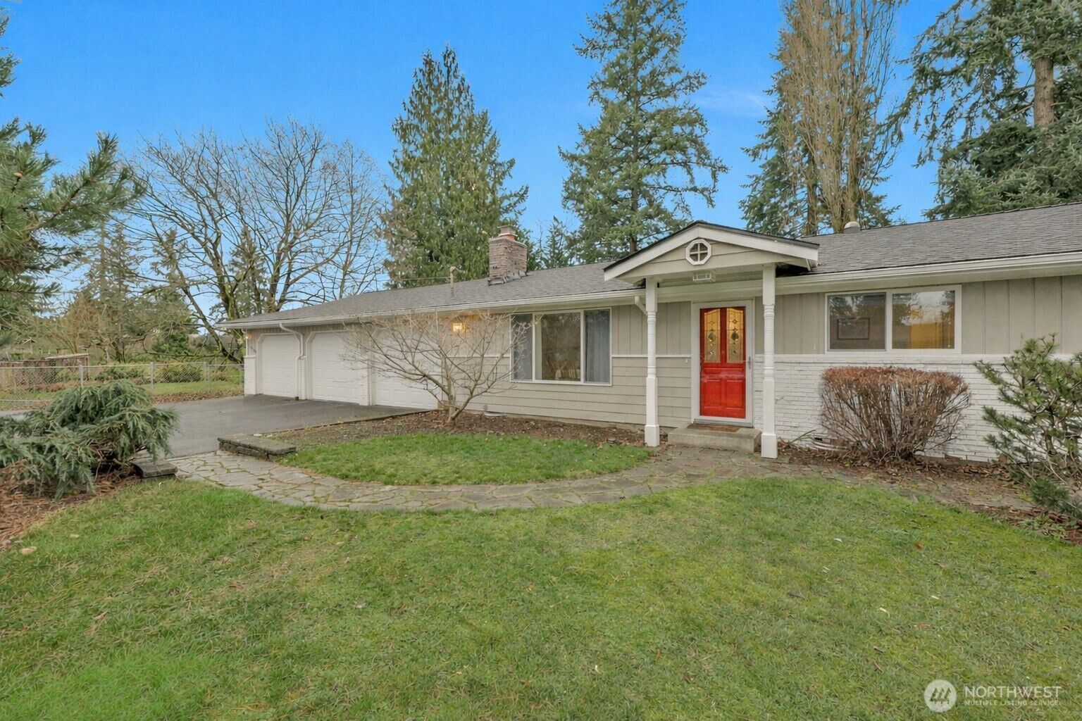 Property Photo: 13309 47th Drive NE WA 98271