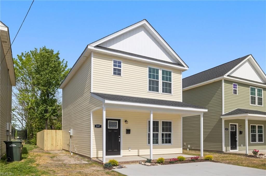 Property Photo:  441 Wellons St  VA 23434 