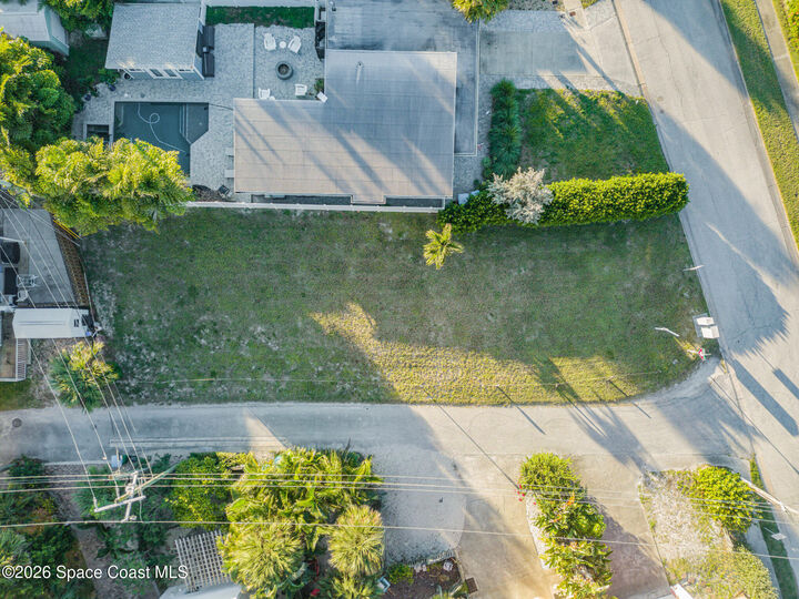 Property Photo:  607 &Amp 609 Madison Avenue  FL 32920 