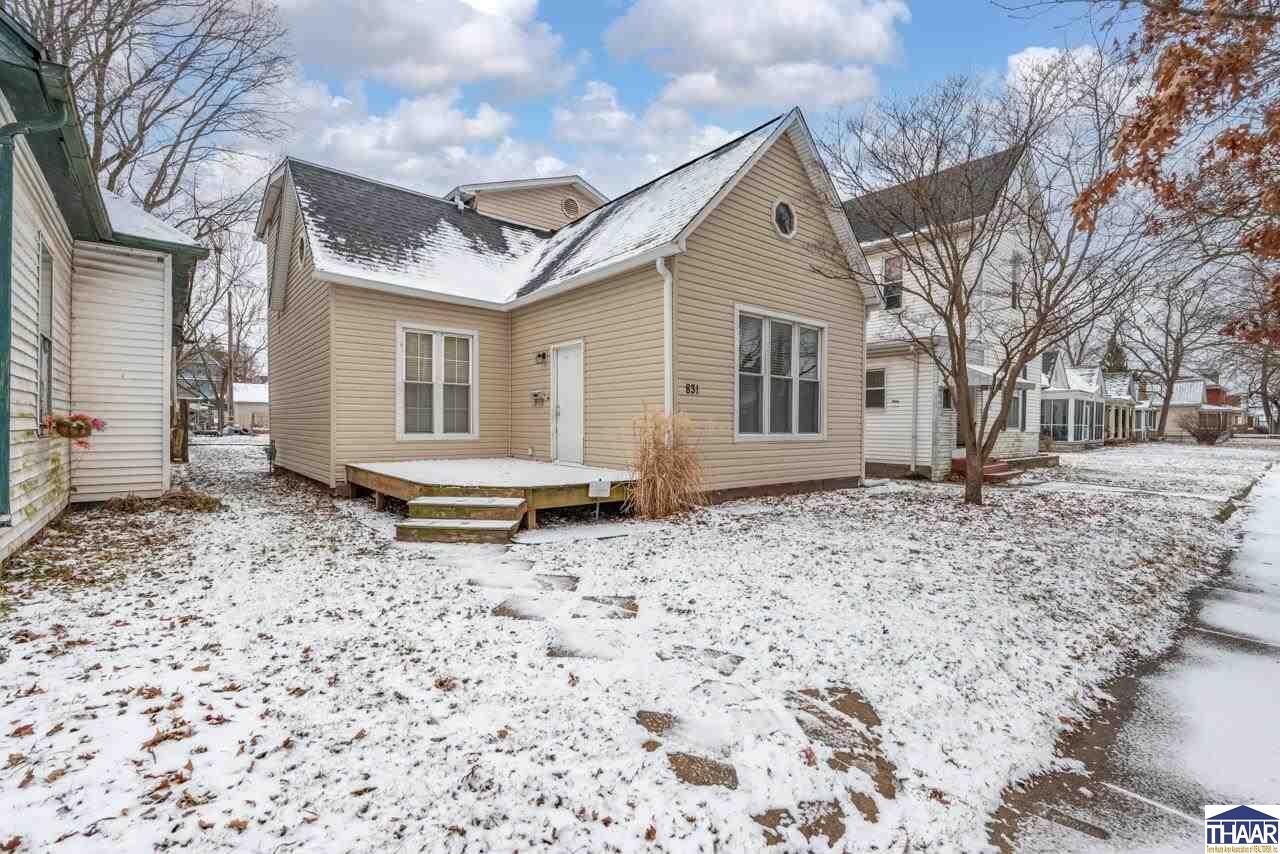 Property Photo:  831 S 9th Street  IN 47807 