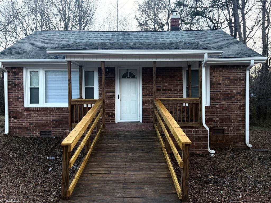Property Photo:  605 Nichols Street  NC 27025 