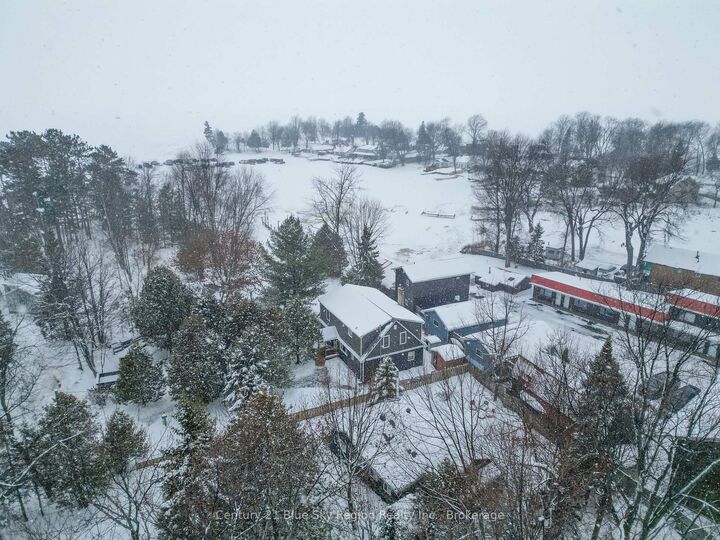 Photo de la propriété:  12 Mowat Crescent  ON P1A 1R5 