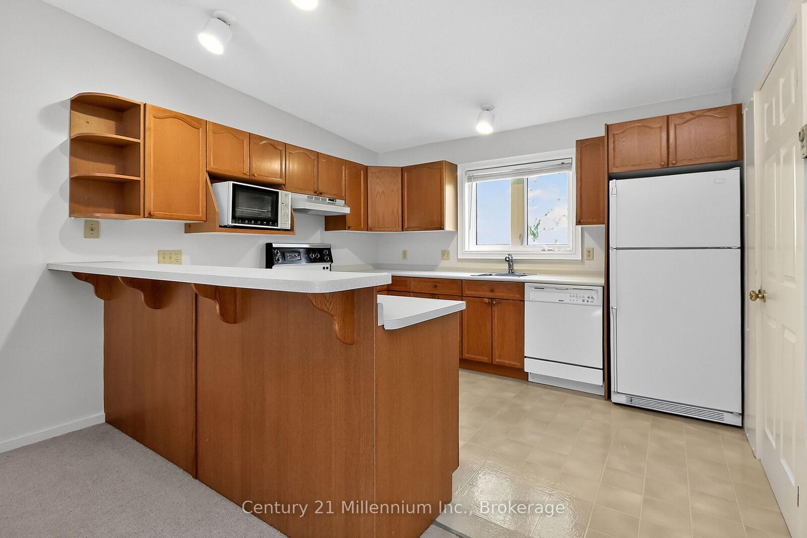 Photo de la propriété:  524 Oxbow Crescent  ON L9Y 5B4 