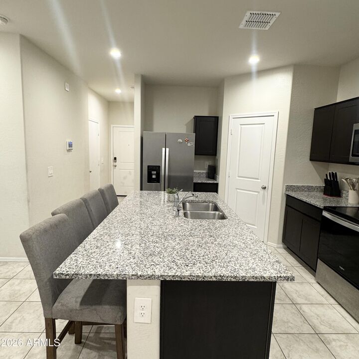 Property Photo:  5208 E Emery Road  AZ 85143 