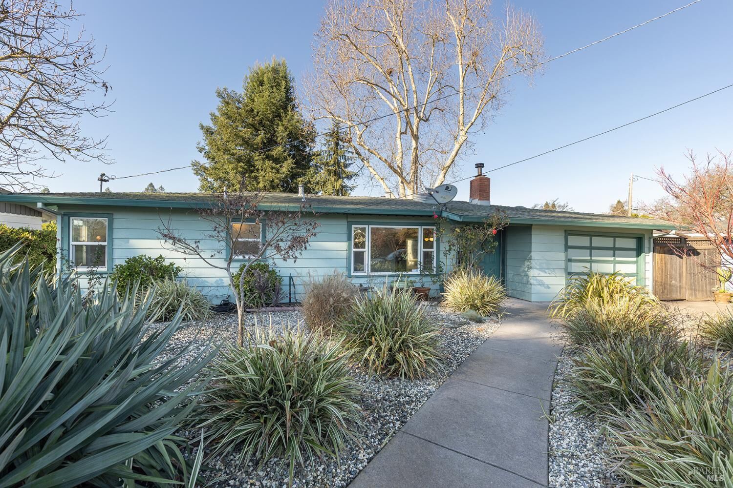 Property Photo:  1225 Matanzas Way  CA 95405 