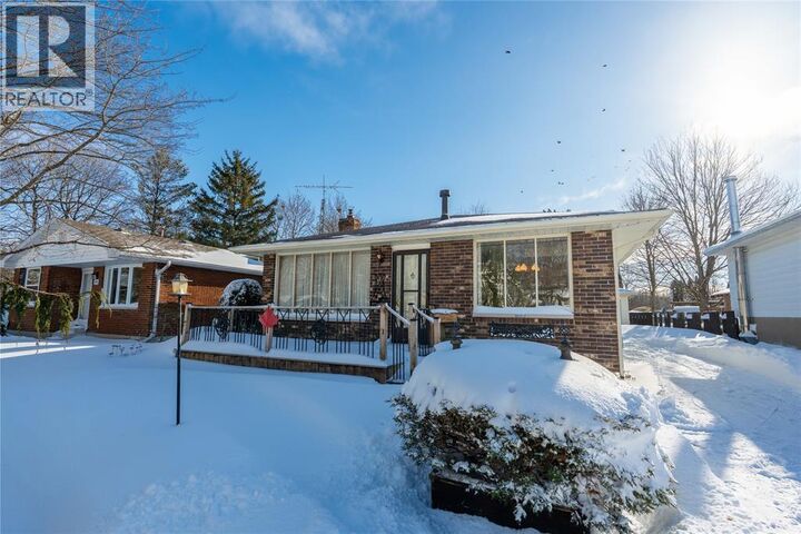 Photo de la propriété:  4057 Charlie Street  ON N0N 1R0 