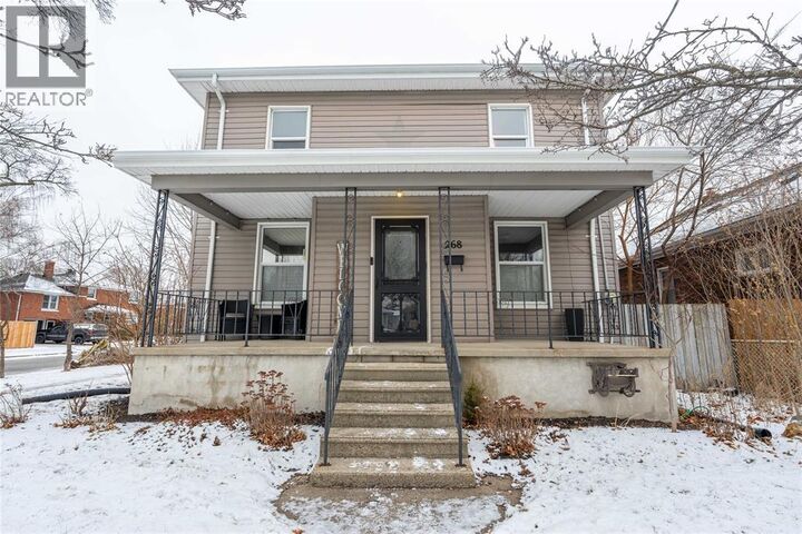 Photo de la propriété:  268 Durand Street  ON N7T 5A6 