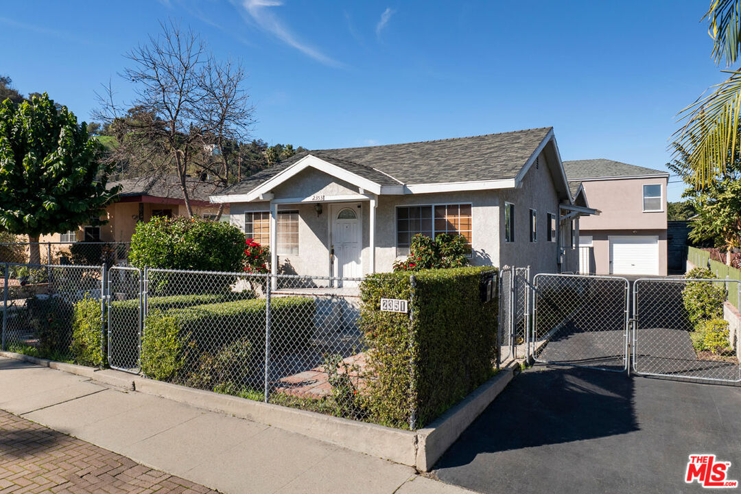 Property Photo:  2351 Cabot St  CA 90031 