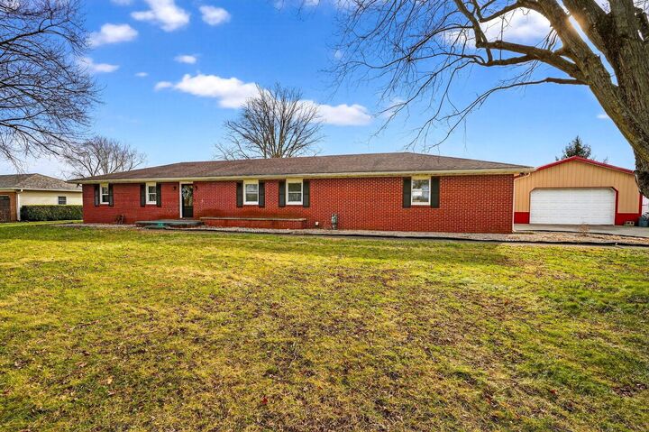 Property Photo: 573 Dunkle Road OH 43113