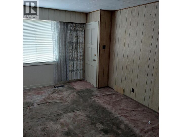 Property Photo: 3220 35 Street BC V1T 6B7