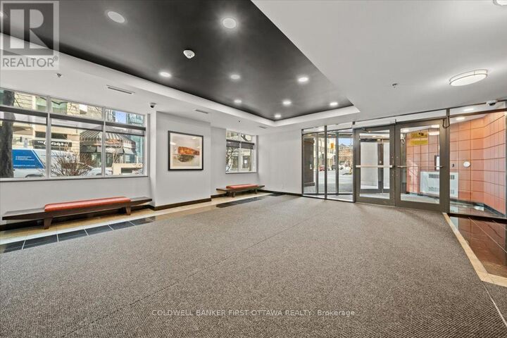Photo de la propriété:  445 Laurier Avenue West 1401  ON K1R 0A2 