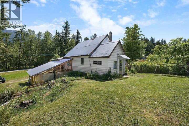 15781 Peters Road — photo 1