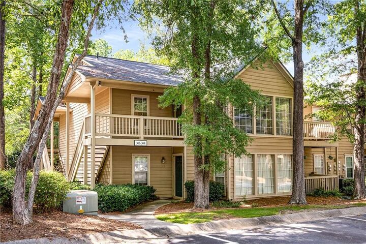 Property Photo: 307 Country Park Drive SE GA 30080