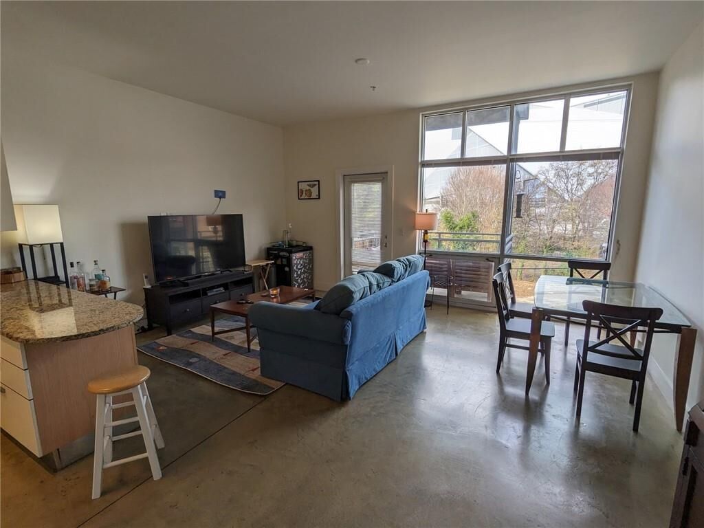 Property Photo:  89 Mangum Street SW 207  GA 30313 