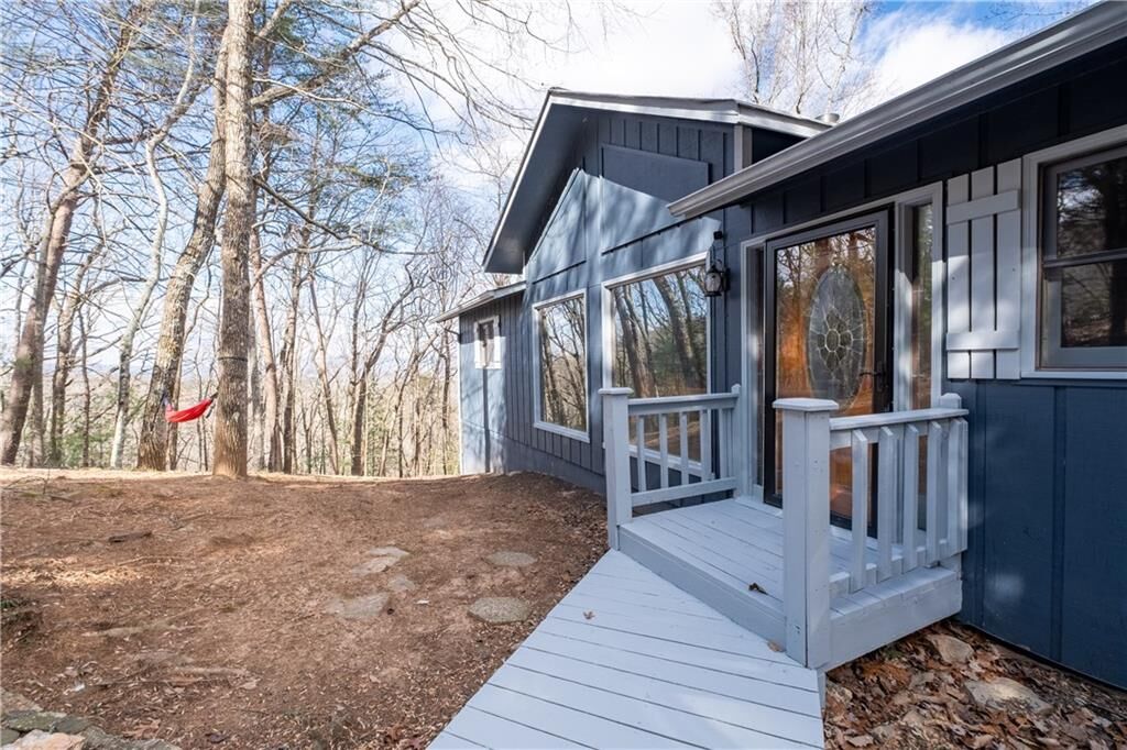 Property Photo: 226 Mountain View Court GA 30536