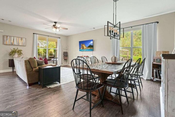 Property Photo:  120 E Killian Street  GA 30114 