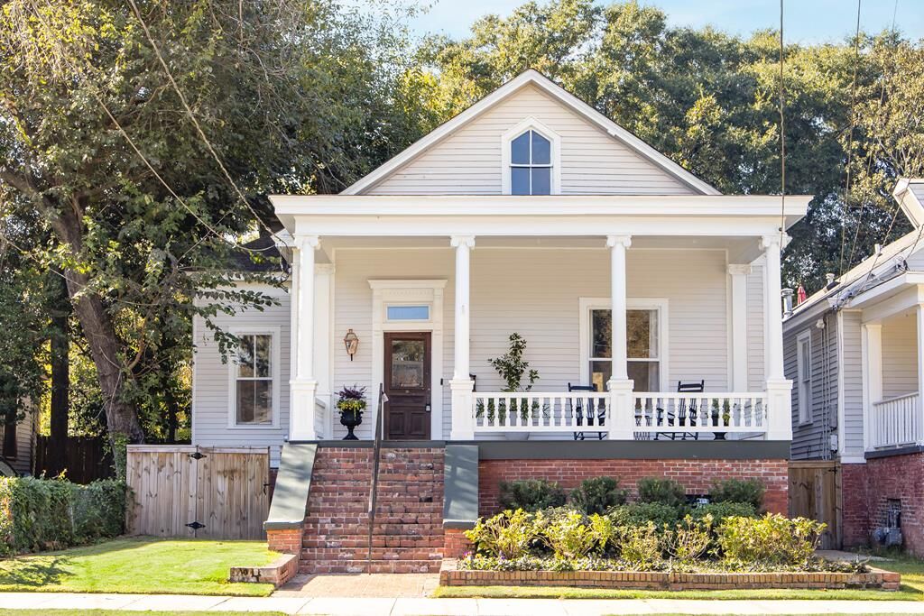 Property Photo:  715 1st Avenue  GA 31901 