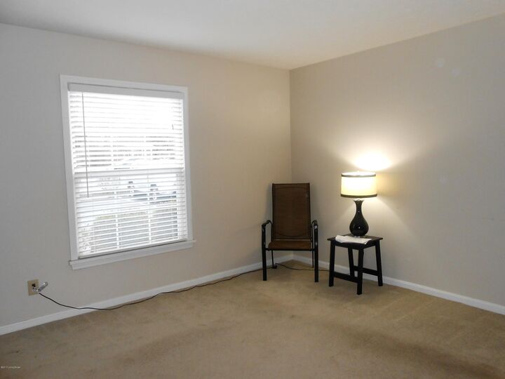 Property Photo:  4850 Westport Rd  KY 40222 