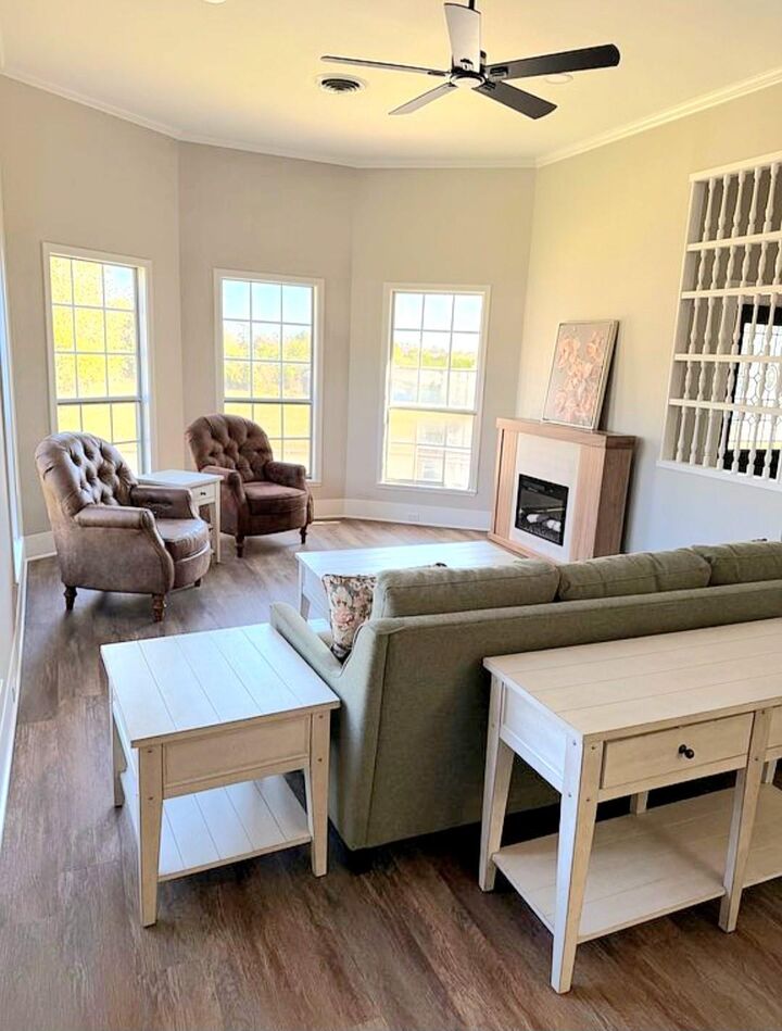 Property Photo:  206 Mulberry  TX 77964 