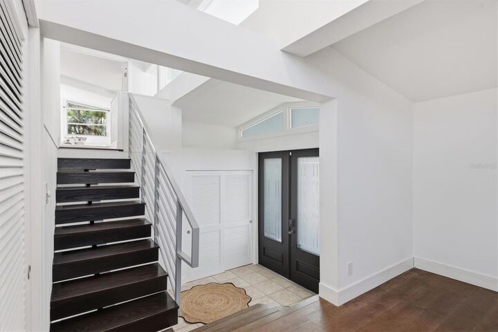 Property Photo:  425 Partridge Circle  FL 34236 