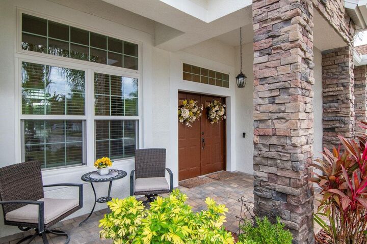 Property Photo:  26205 Sword Dancer Drive  FL 33544 