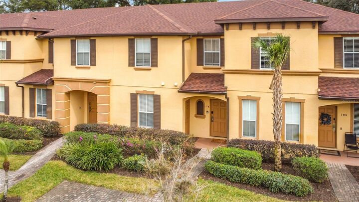 Property Photo:  116 Miramar Avenue  FL 33897 