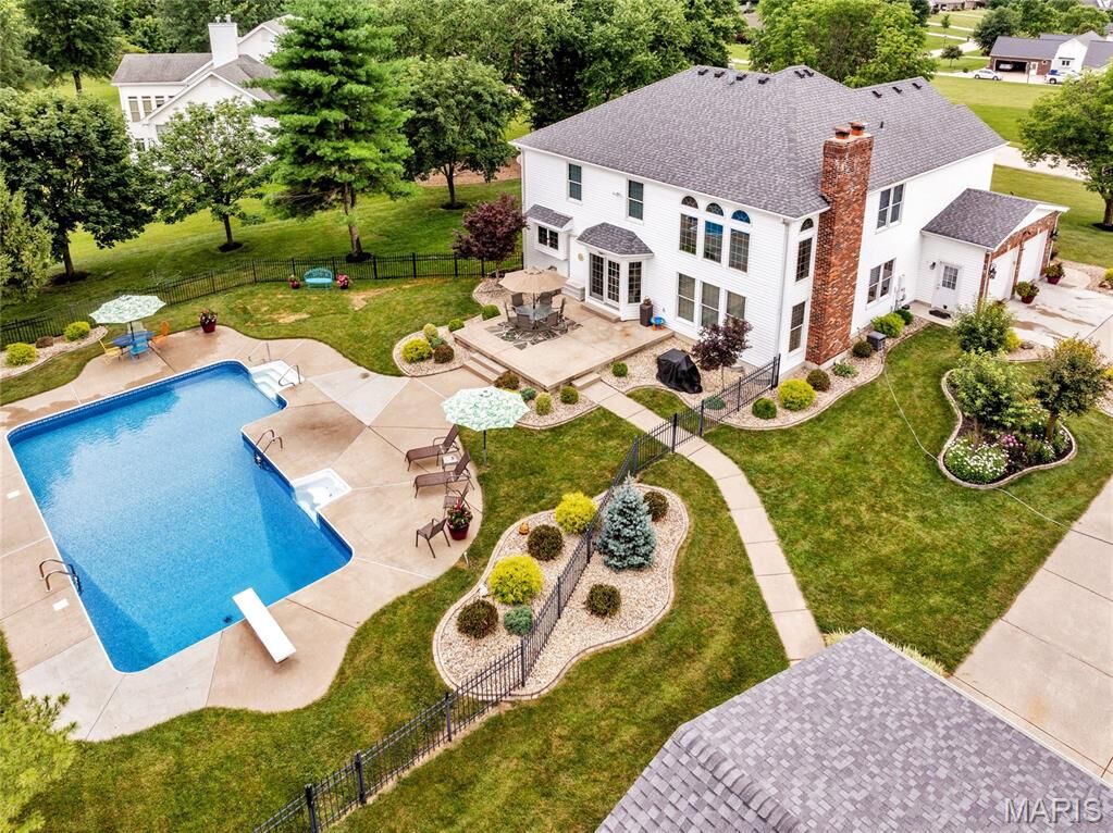 Property Photo:  123 Townview Drive  MO 63385 