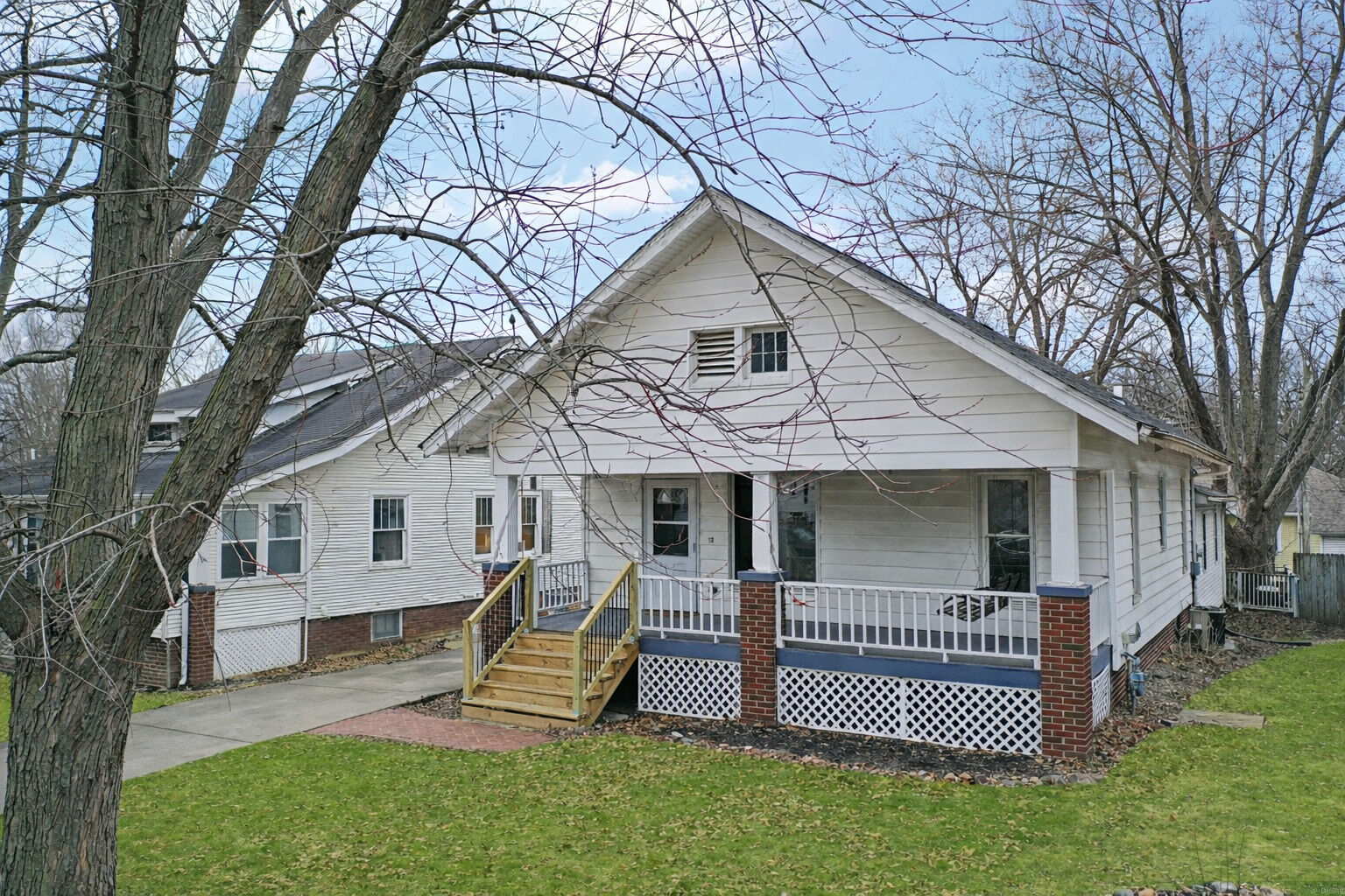Property Photo: 615 N Mulberry Street IL 61727