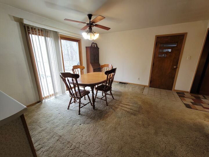 Property Photo: 408 E 4th Street IL 61362