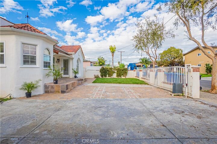 Property Photo:  11639 Menlo  CA 90250 